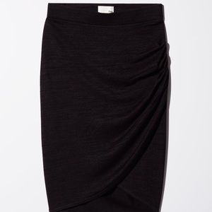 Aritzia Wilfred Free Black Tyra Skirt